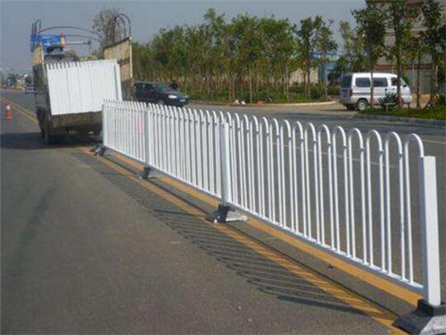 都匀公路锌钢护栏